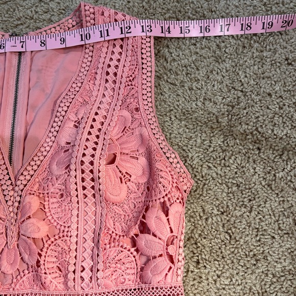 ALICE + OLIVIA Lace /Eyelet Dress - Picture 6 of 7